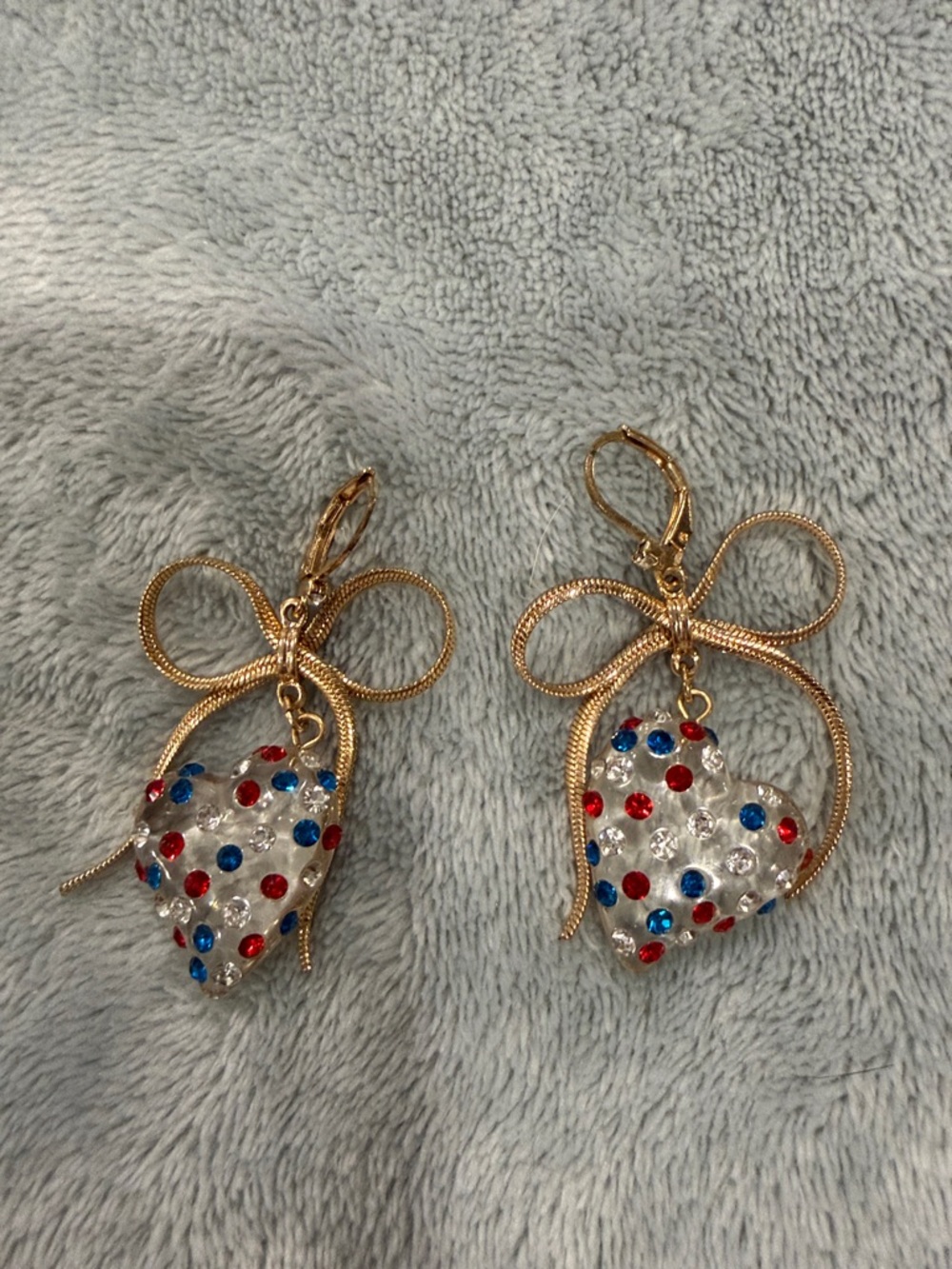 🇺🇸 Betsey Johnson Gold Bow Earrings with Red, Blue, and White Accents 🎆